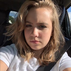 Meet your Posher, Julez